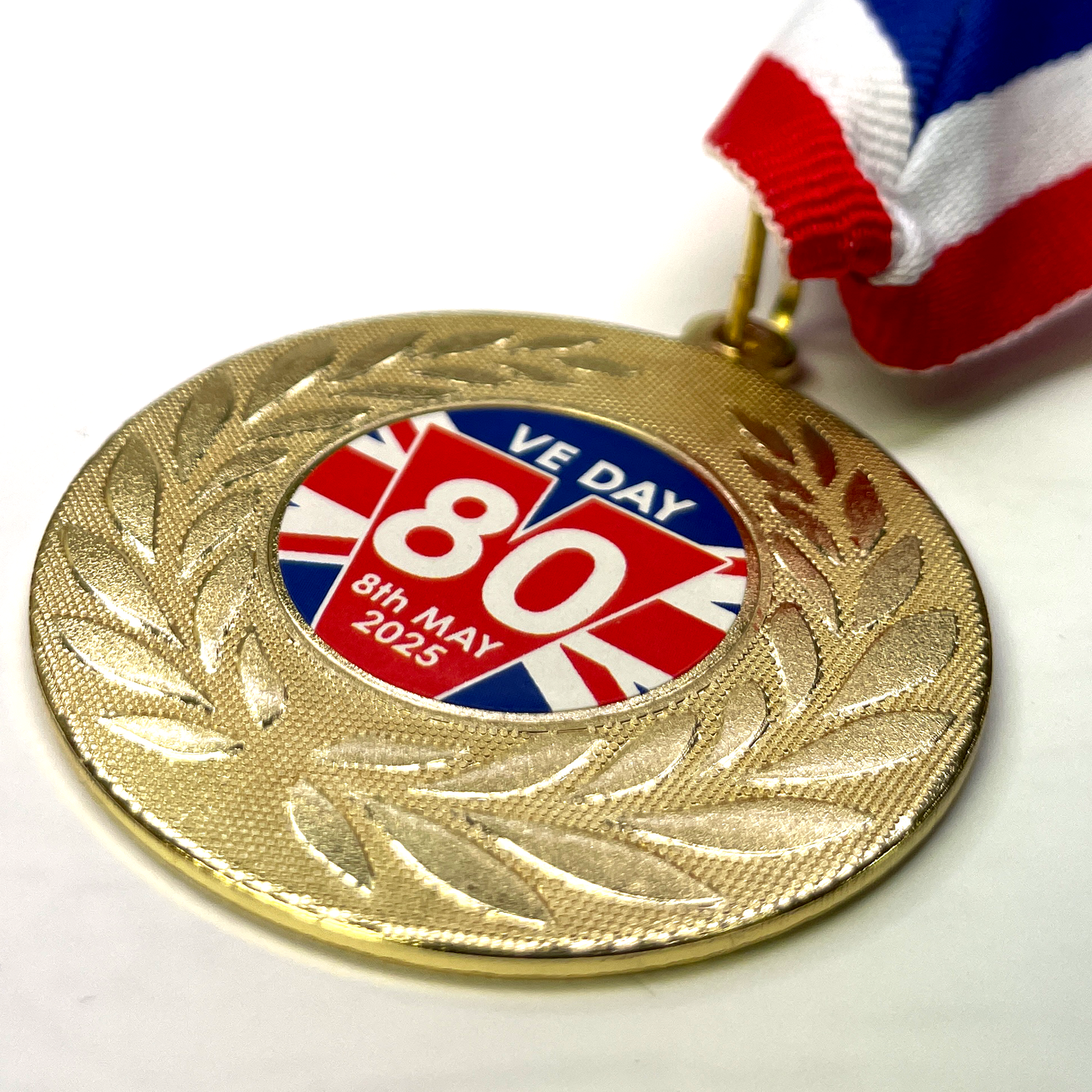 VE DAY Commemorative 50mm Medal to honour the 80th anniversary of VE Day 8th May 1945
